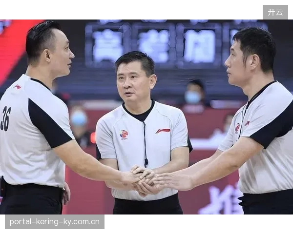 CBA长暂停原因曝光：裁判忘记拿哨，背后隐藏哪些不为人知的故事？
